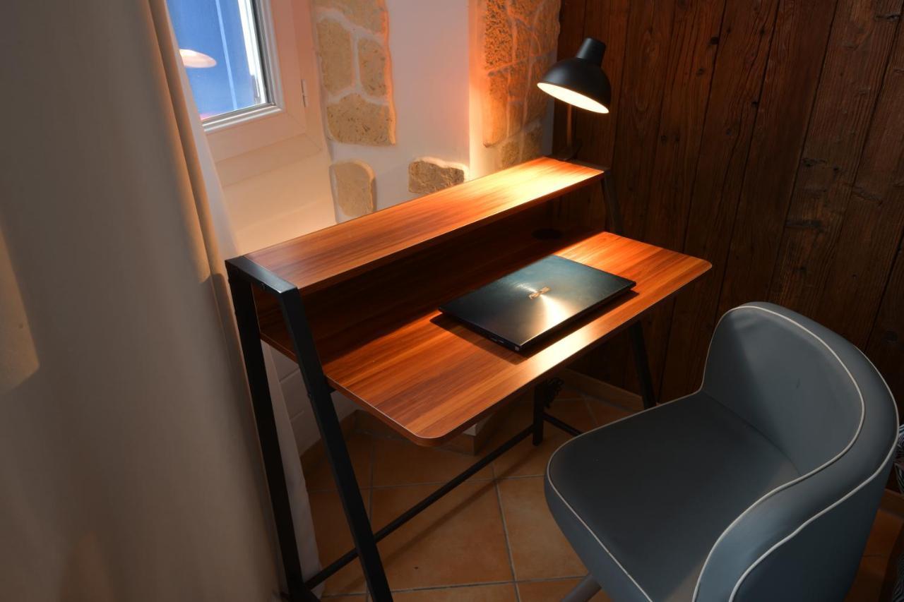 Aux 4 Logis Appart-Hotel - Studio Le City - Petit Dejeuner Inclus 1Ere Nuit Фуа Екстер'єр фото