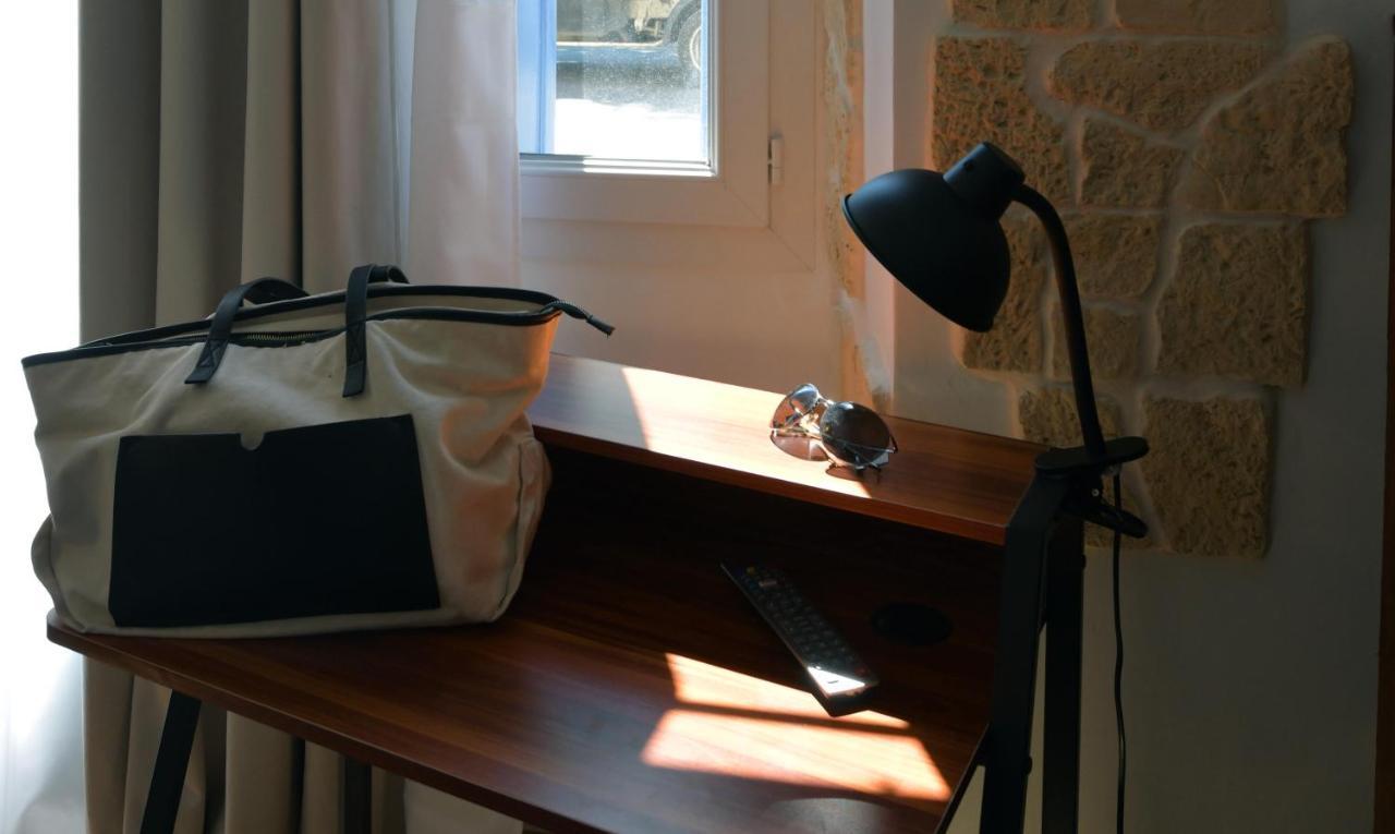 Aux 4 Logis Appart-Hotel - Studio Le City - Petit Dejeuner Inclus 1Ere Nuit Фуа Екстер'єр фото